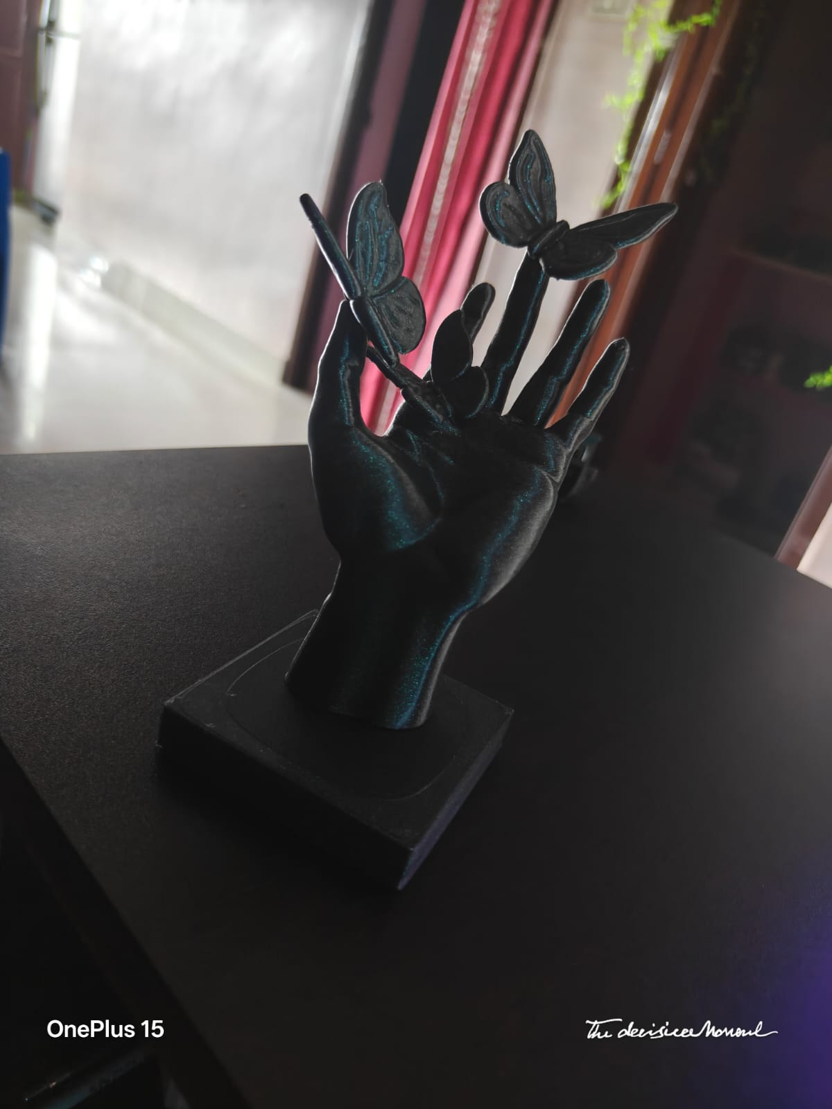 Butterfly hand