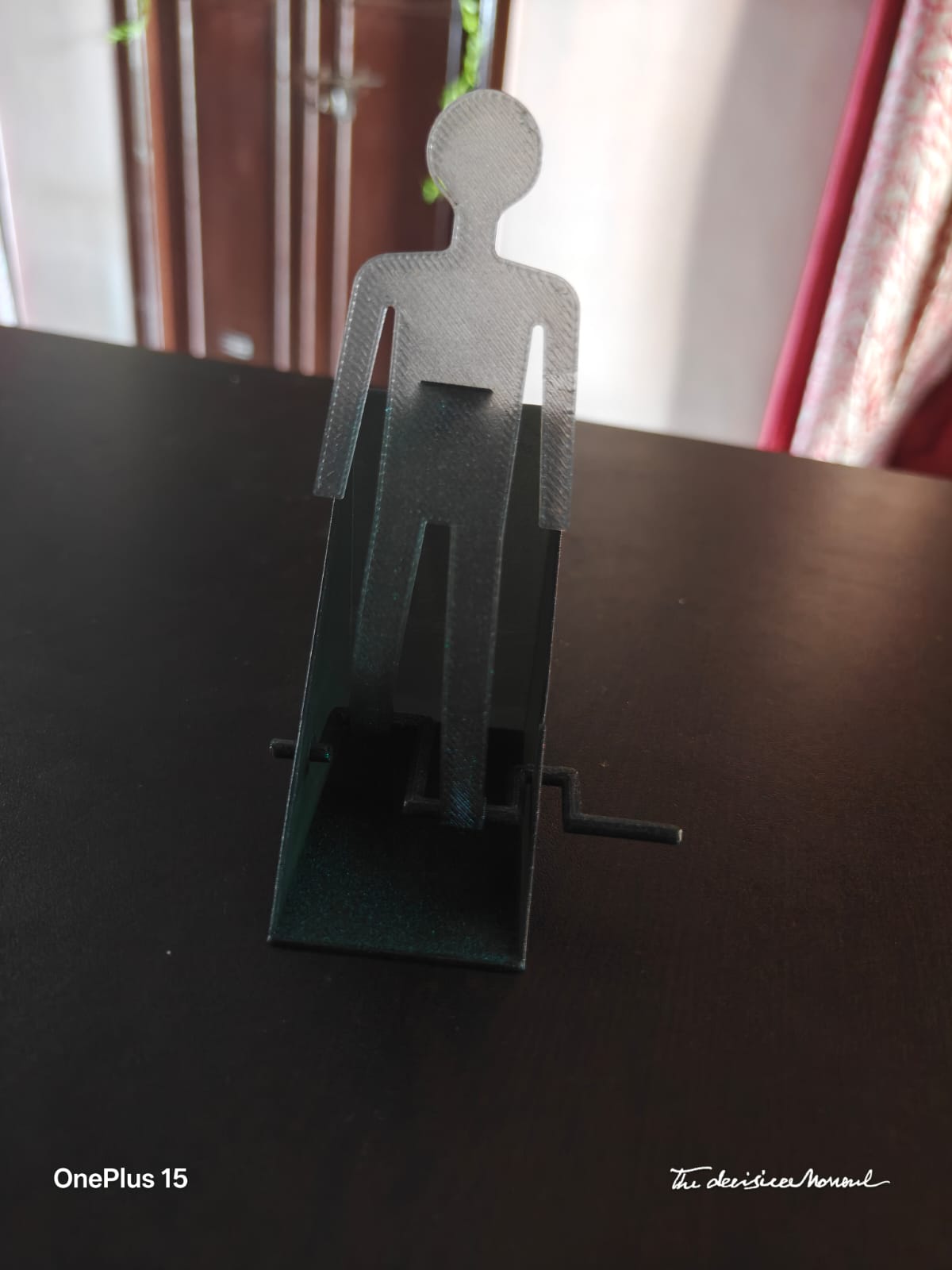Phone stand figure